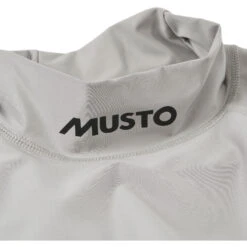 Musto Sunblock Dynamischer Langarm-Hautausschlagschutz- Hellgrau -Bester Neoprenanzug Geschäft 2020 Musto Sunblock Dynamic Rash Guard 81217 931 3