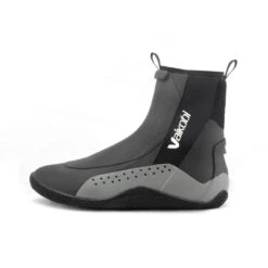 Vaikobi Junior Speed Grip High Cut Dinghy Neoprenanzug-Stiefel- Schwarz -Bester Neoprenanzug Geschäft 2022 Vaikobi Hi Cut Wetsuit Dinghy Boots 2