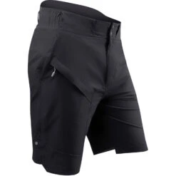 Zhik Elite Segelshorts Shorts- Schwarz 9 Zhik Elite Segelshorts Shorts- Schwarz -Bester Neoprenanzug Geschäft 2022 Zhik Elite Sailing Shorts SRT 0375 M ANT RightSide