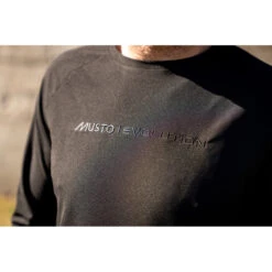 Musto Evolution Newport Osm Edye Top- Schwarz -Bester Neoprenanzug Geschäft Musto Evolution Newport OSM EYDE Long Sleeve Top Black 82253 990 3